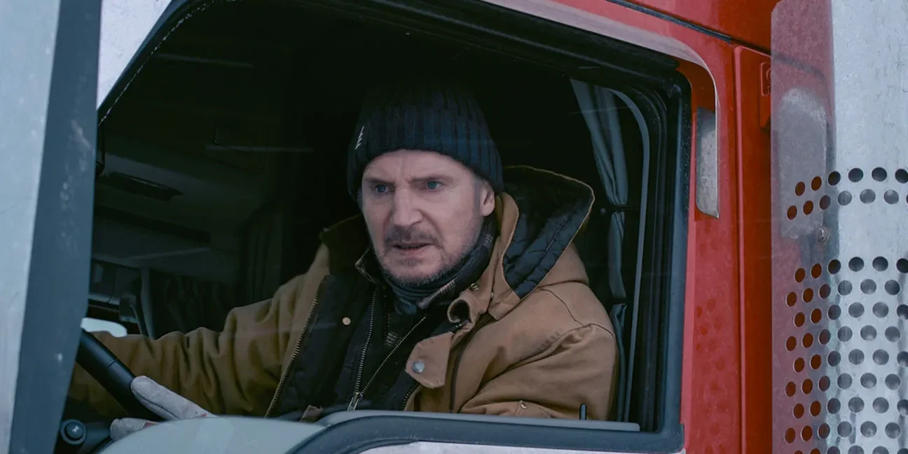 The_Ice_Road_00_34_10_20_R-H-2021