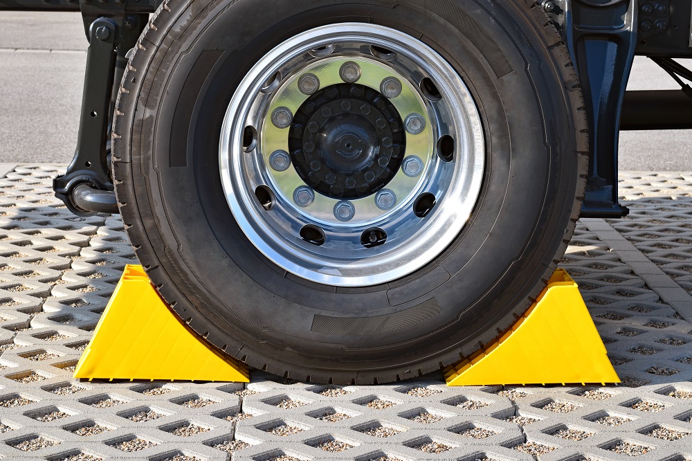 Four Signs You Need Truck Repair For Brake Issues